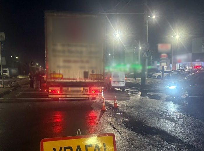 У Житомирі вантажівка збила чоловіка на проспекті Незалежності