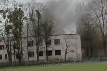 У Житомирі спалахнула пожежа в закинутому дитсадку