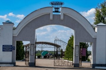 У Житомирі перекриють в’їзд на кладовища у поминальні дні