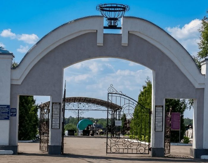 У Житомирі перекриють в’їзд на кладовища у поминальні дні
