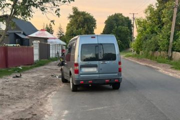 На Житомирщині п’яний водій Ford врізався у мотоцикл