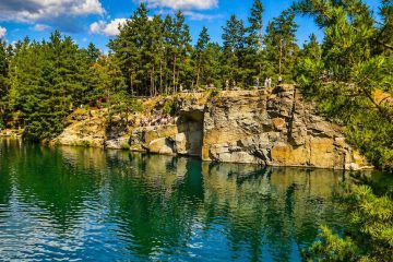 Коростышевский карьер — базы отдыха, домики и особенности отдыха